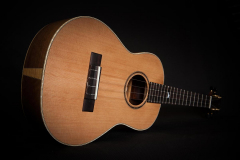 Lopez-Gitaarbouw-Tenor-ukelele-ceder-walnoot