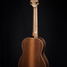 Terts-Gitaar-Walnut-Port-Orford-Red-Cedar-Arnaldo-Lopez-Headstock-Back-Flamed-Maple
