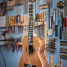 Terz-Gitaar-Arnaldo-Lopez-Port-Orford-Red-Cedar-Walnut-02